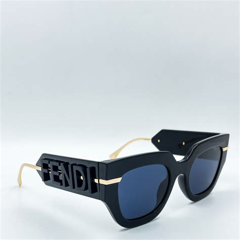 Fendi Geometric Sunglasses FE400971